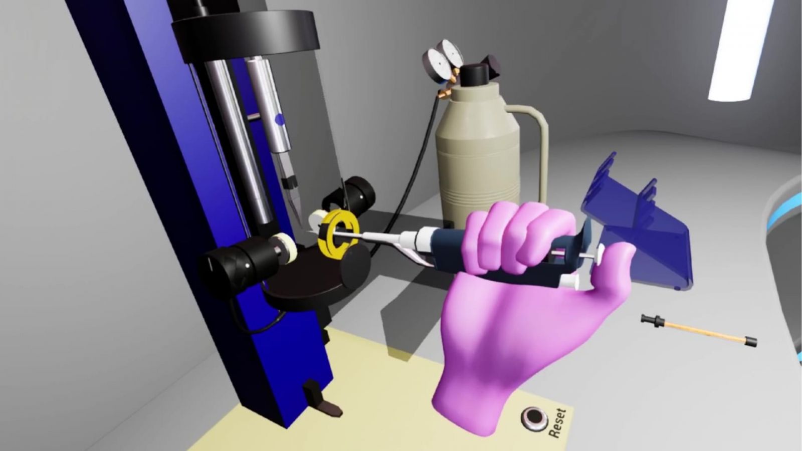 Victor Chen's research team is developing "Virtual Reality Augmented Cryo-EM Training," a tool to familiarize users with cryo-electron microscopy equipment.
