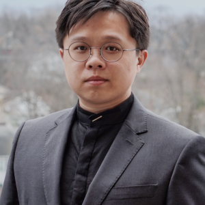 Liang He's picture